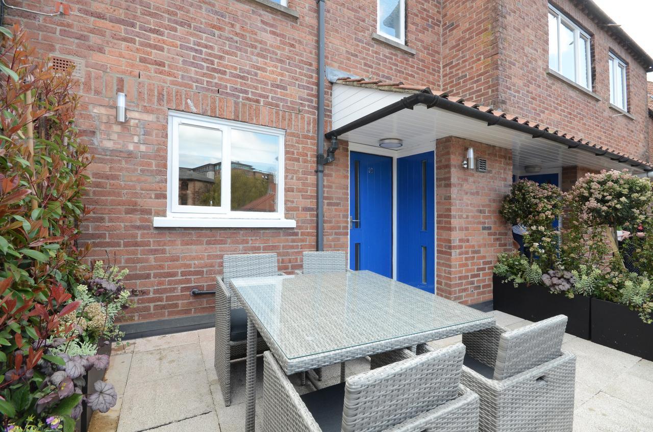 Fossgate Luxury Duplex City Centre Apartment With Free Parking York Exterior photo